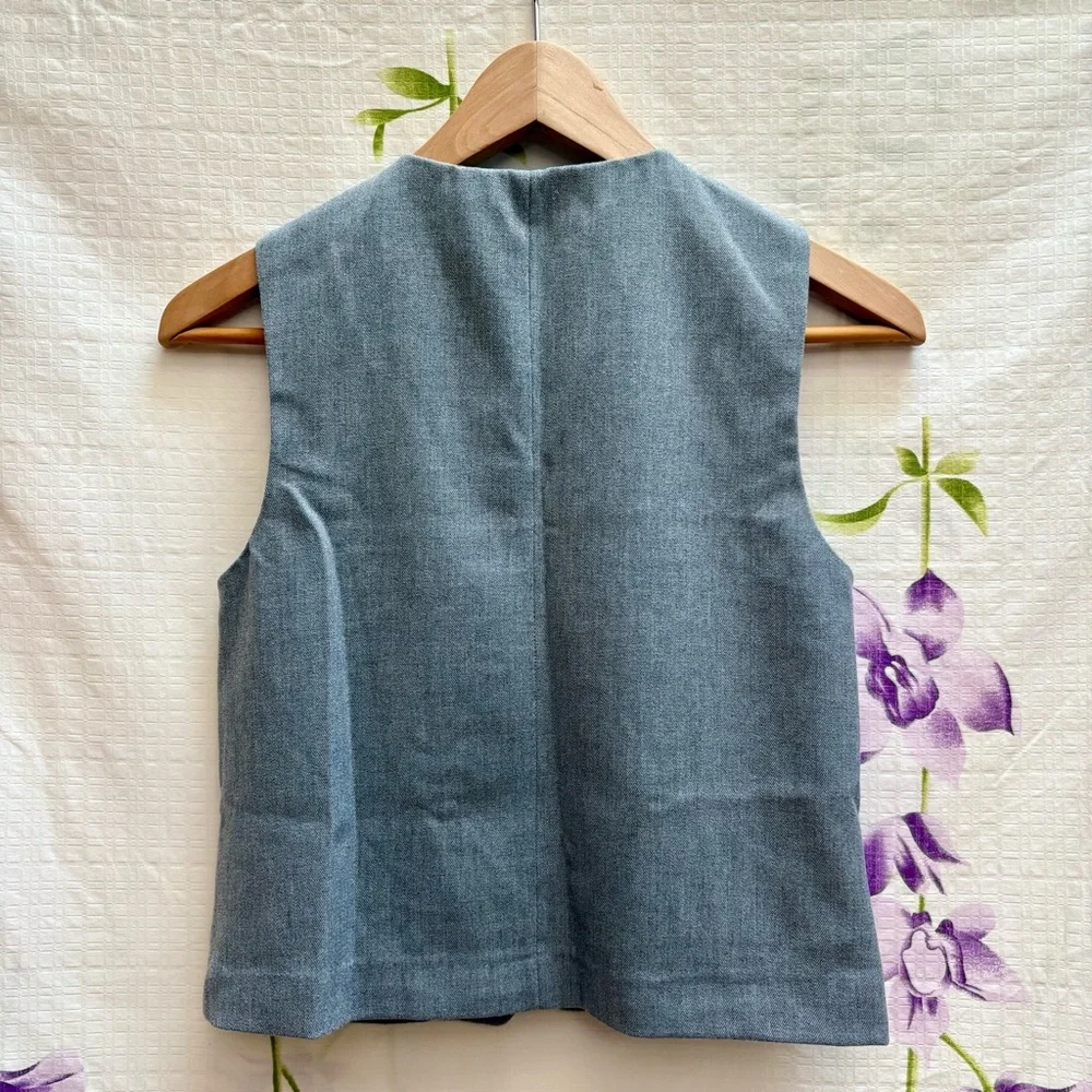 H&M Gray Asymmetrical Button Cropped Suit Vest - Picture 2 of 4